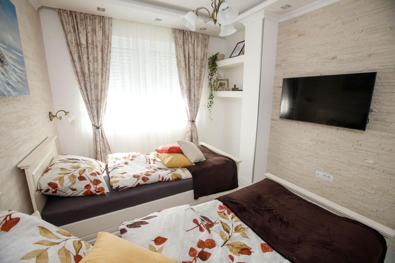 Apartman Mdb Retro Subotica Exteriör bild